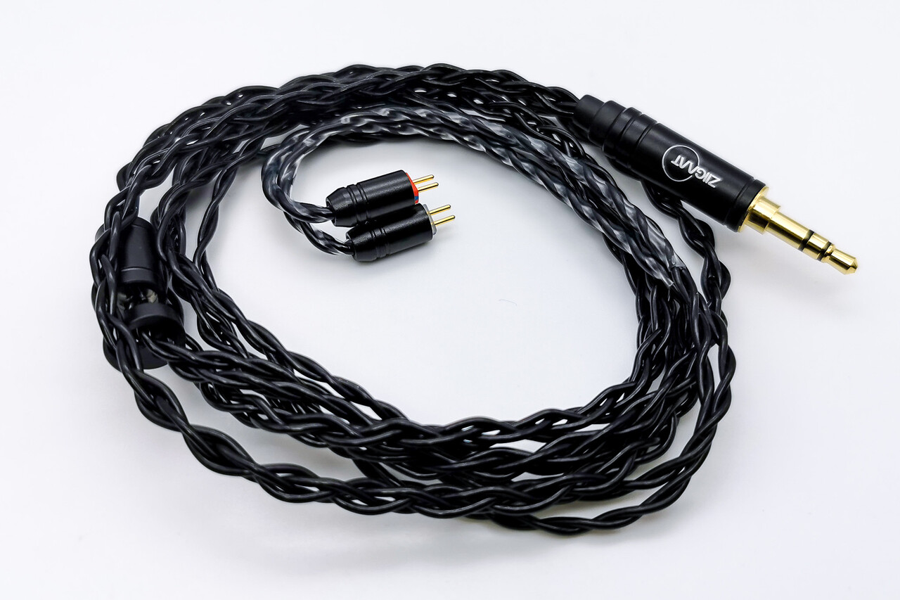 ZiiGaat Lush 1DD+4BA イヤホン ZiiGaat 「Lush」 レビュー｜1DD+4BAの実力は？音質・装着感・おすすめ