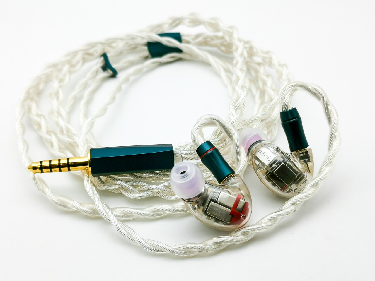 NICEHCK FourMix」 (銀銅合金+7N高導電性OCC+純銀+6N銀メッキOCC