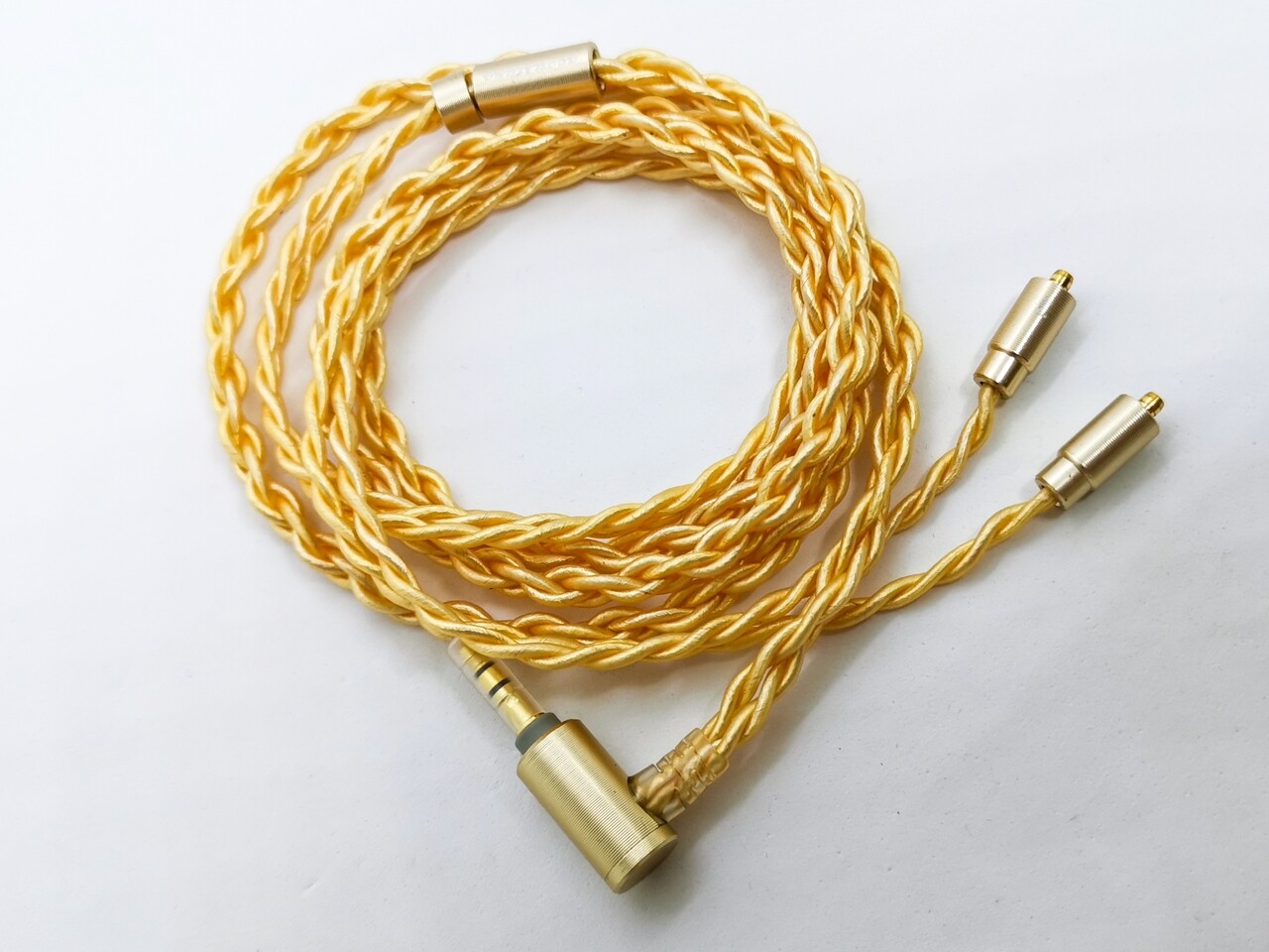 Acoustune 「HS1695TI Gold」 とにかくゴールドデザインが素敵で Acoustune 「HS1695TI Gold」 とにかくゴールドデザインが素敵で