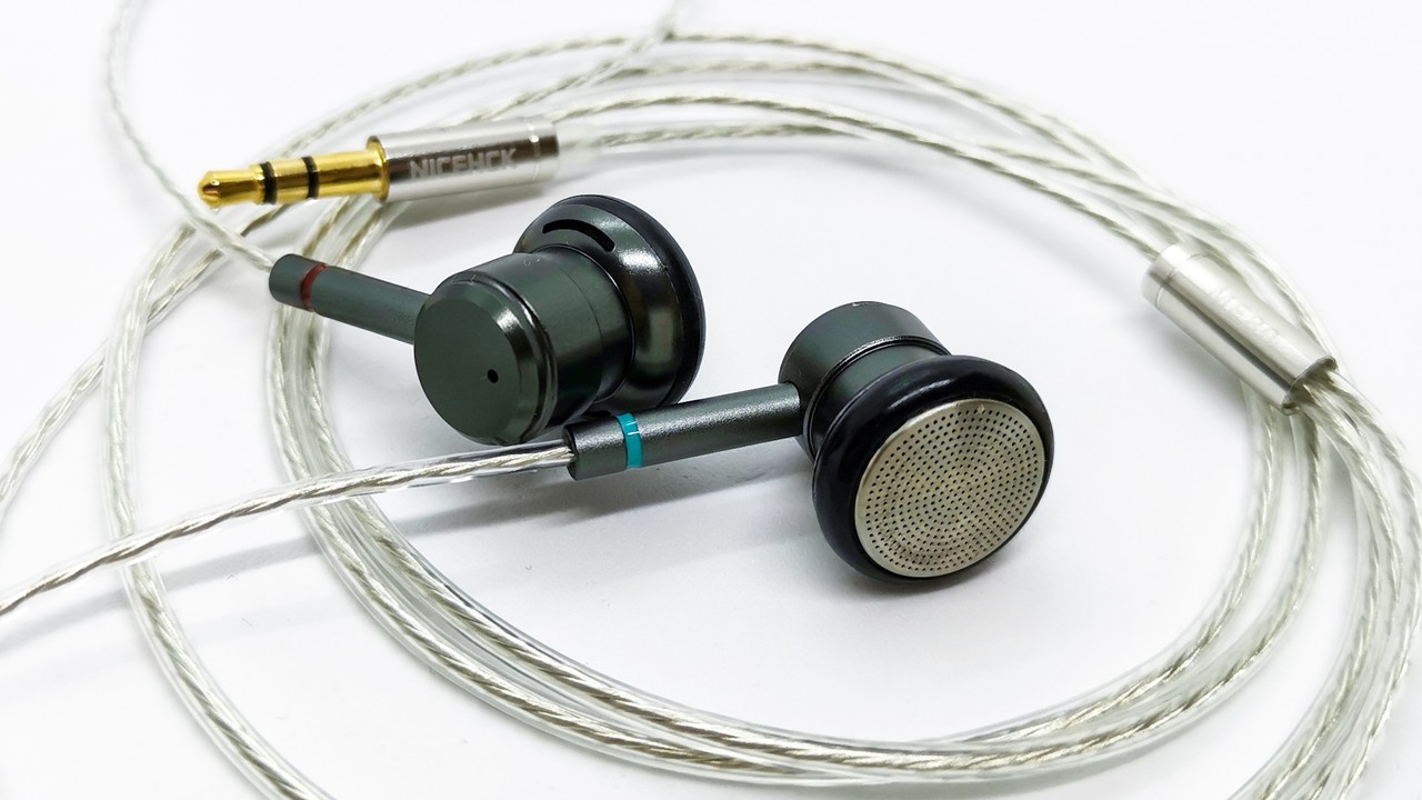 古いイヤホン① ELEGA DR-E18 インナーイヤー 希少 古いイヤホン①ELEGA DR-E18インナーイヤー希少