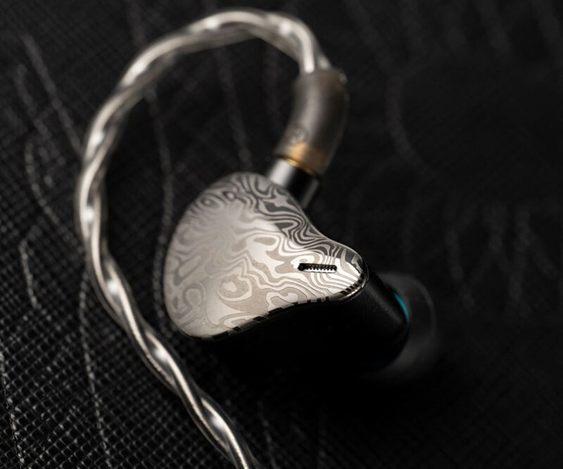 棚からレビュー】「DUNU VULKAN」(DK-X6) ニュートラルかつ自然な