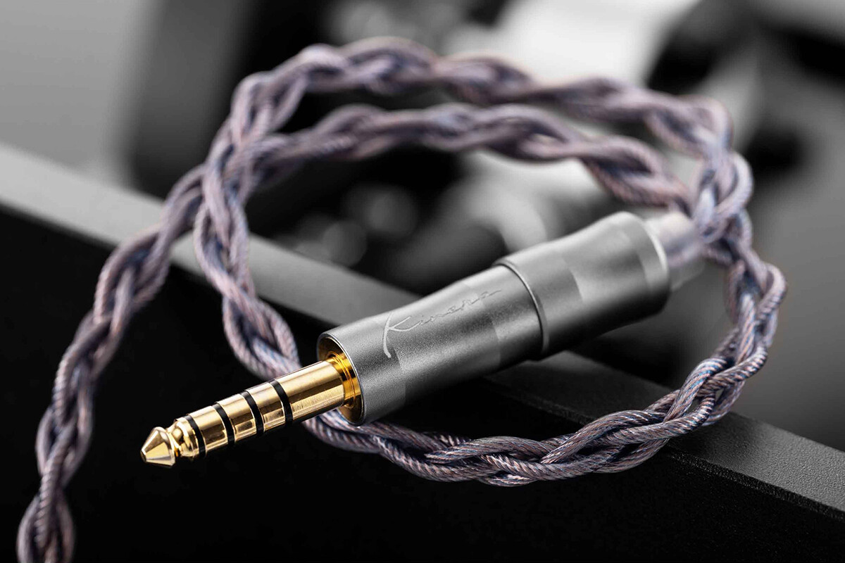 kinera Freya 2.0 ltd 3BA+1DD リケーブルイヤホン