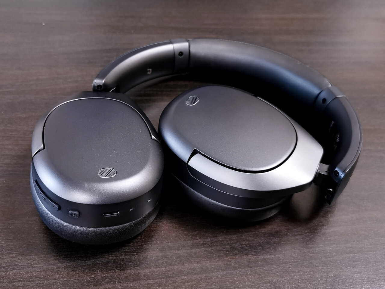 EDIFIER W830NB」 LDAC対応、強力ANC搭載で長時間再生にも対応 EDIFIER W830NB」 LDAC対応、強力ANC搭載で長時間再生にも対応