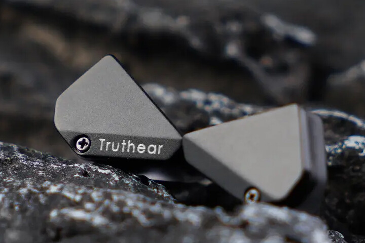 Truthear HEXA」 クールな外観に高度に計算された3BA+1DD構成の Truthear HEXA」 クールな外観に高度に計算された3BA+1DD構成の