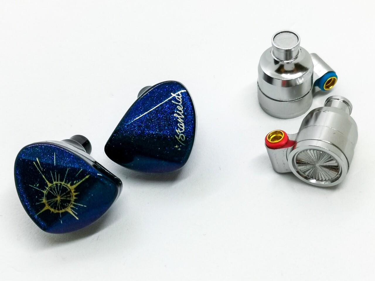 水月雨「Moondrop Starfield」 星空をイメージした金属シェルが美しい