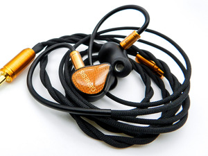 EarAcoustic Audio GENESIS MiX9