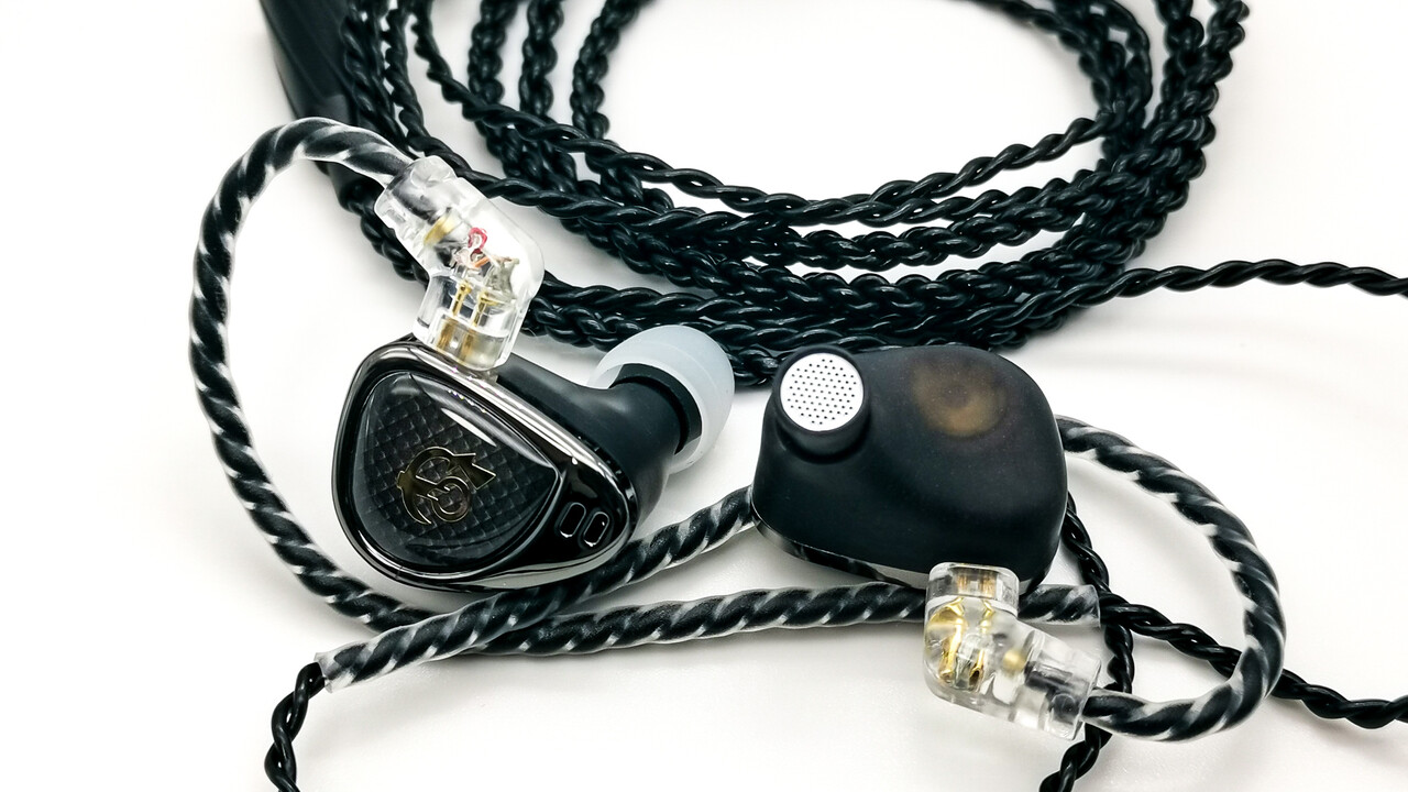 QKZ x HBB Khan」 10mm+7.8mm LCP複合振動板2DD構成。某ZEROぽい QKZ x HBB Khan」 10mm+7.8mm LCP複合振動板2DD構成。某ZEROぽい