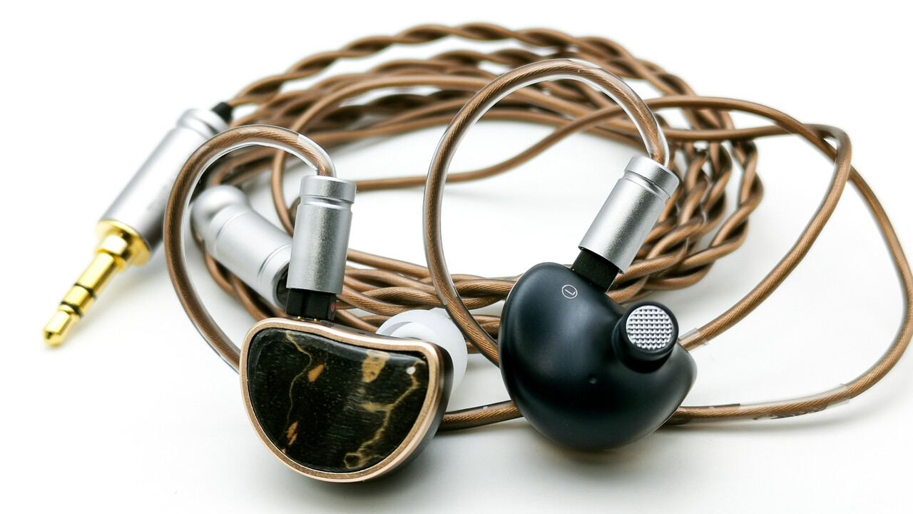 THIEAUDIO Elixir」 ベリリウムコート多層CNT、スペック盛り盛り THIEAUDIO Elixir」 ベリリウムコート多層CNT、スペック盛り盛り