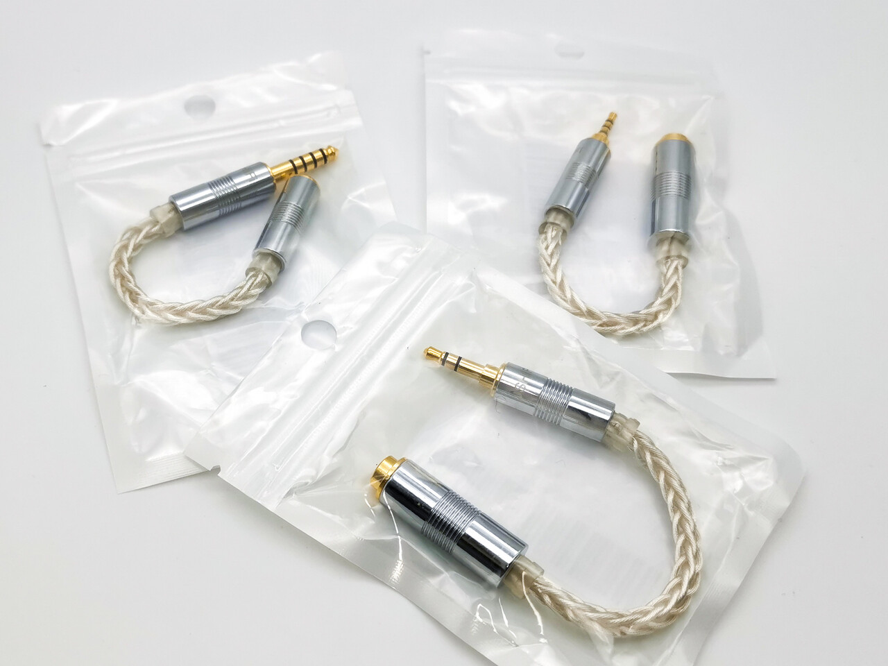 JSHiFi-ZHX」 高品質ケーブル採用で低価格ながら安定した接続が JSHiFi-ZHX」 高品質ケーブル採用で低価格ながら安定した接続が