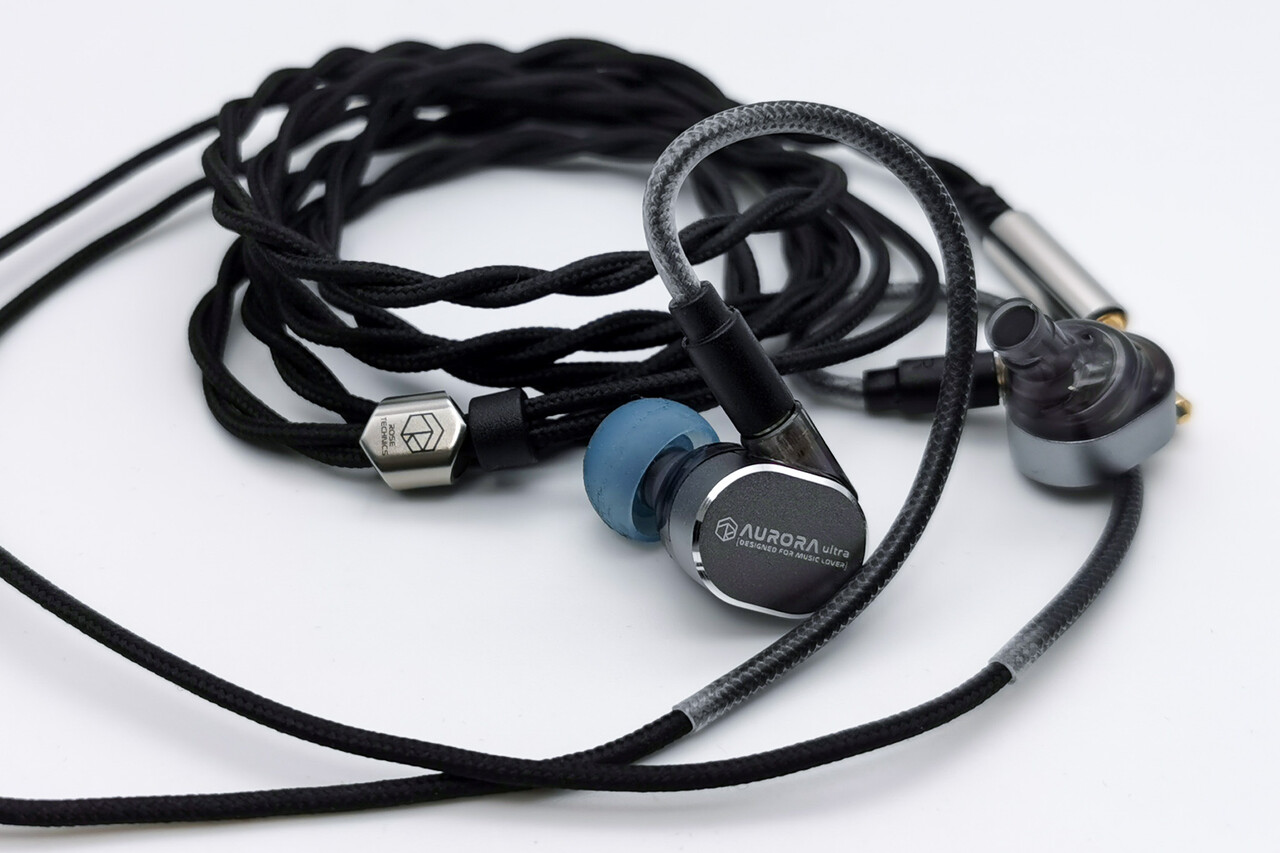 ROSESELSA / Rose Technics Aurora Ultra」 トポロジー振動板DD+