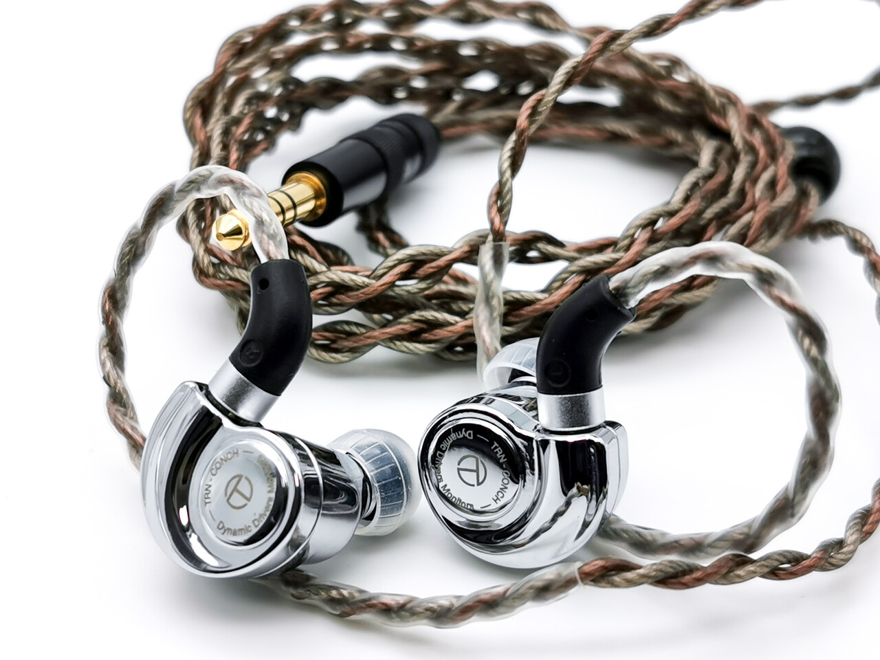 TRN Conch」 DLCを採用、交換フィルター&プラグに充実した付属品と全部