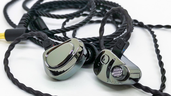 KBEAR KB04」 3千円台に見えないデザインと雰囲気のある KBEAR KB04」 3千円台に見えないデザインと雰囲気のある