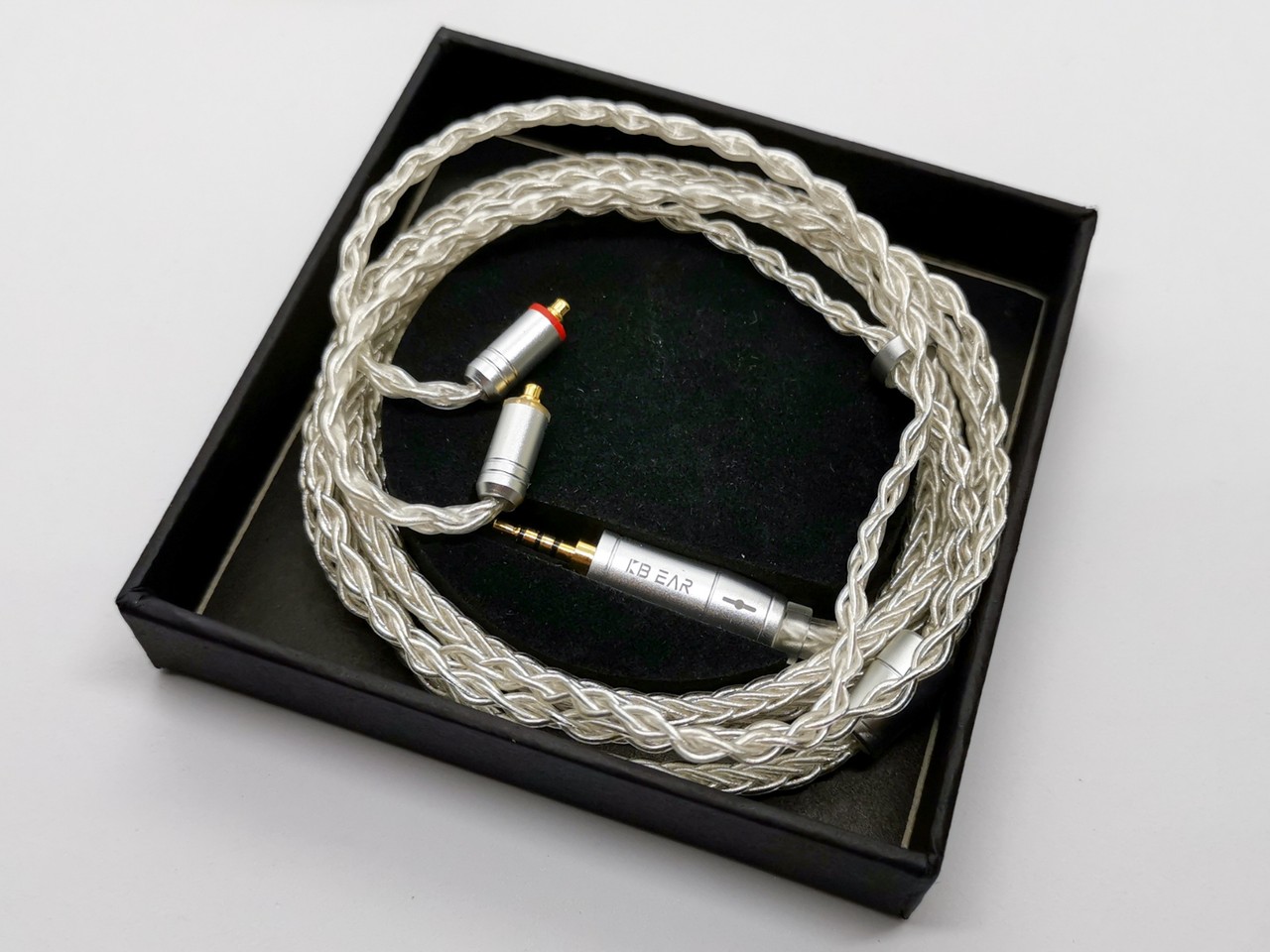 KBF4833) KB EAR 8芯 銀メッキ線ケーブル」 2千円以下でKZ最新 KBF4833) KB EAR 8芯 銀メッキ線ケーブル」 2千円以下でKZ最新