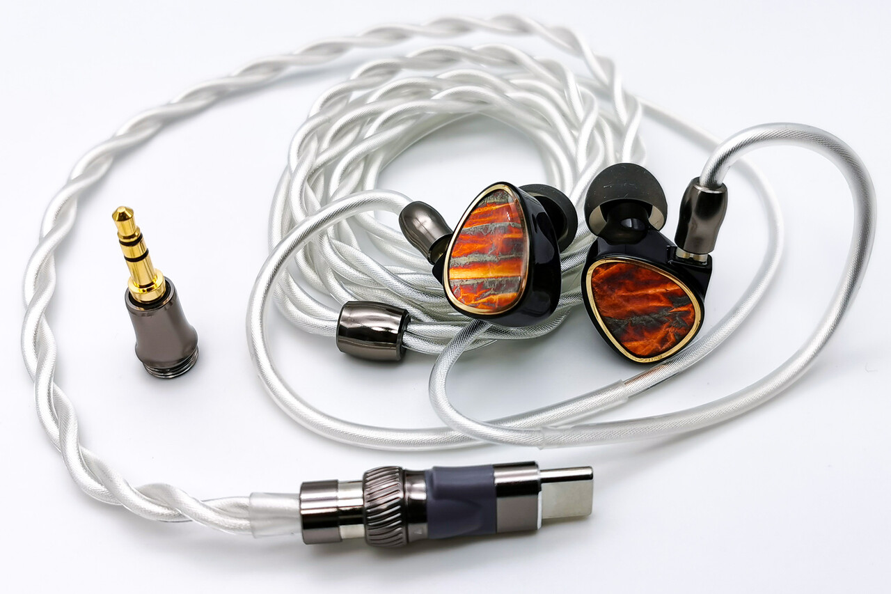 SHANLING TINO」 上質なデザインに10mm+8mmの2DD構成でニュートラル