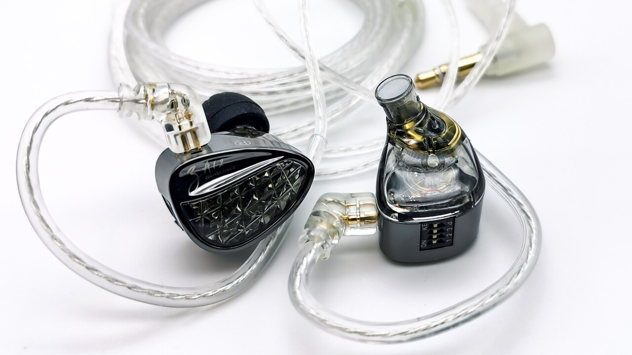 KZ ZA12」 4BA+2DD構成でKZらしい明瞭感を持ちつつ質の高い KZ ZA12」 4BA+2DD構成でKZらしい明瞭感を持ちつつ質の高い
