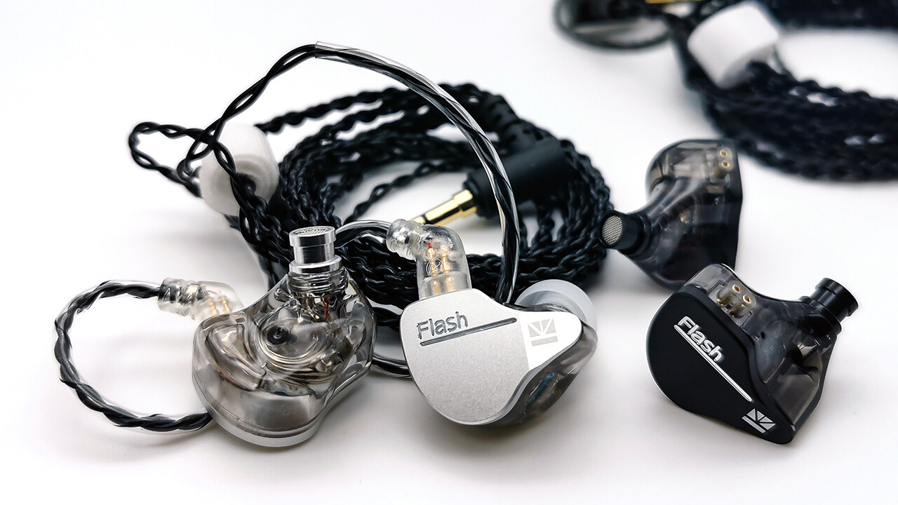 KBEAR Flash」 クールなデザインにPU+PEEK振動板ドライバー搭載の