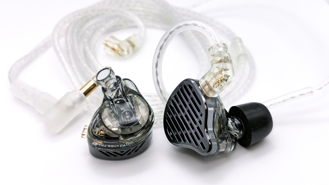 KZ×HBB PR2」 大口径の平面駆動ドライバーを搭載しながら KZ×HBB PR2」 大口径の平面駆動ドライバーを搭載しながら