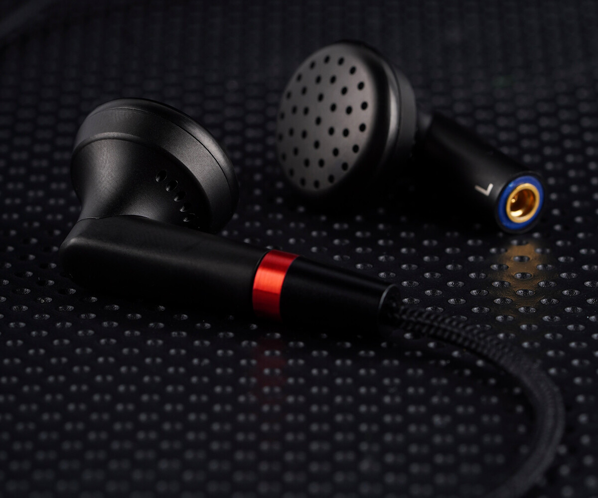 NICEHCK EBX25Ti」 チタン合金製&14.2mmベリリウムメッキ