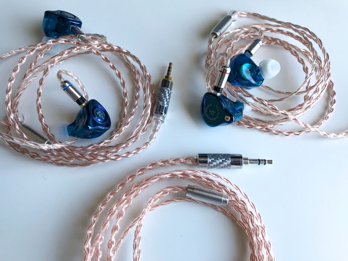Easy Earphones GXX47123 4芯 7N 銀メッキ線ケーブル(ゴールド Easy Earphones GXX47123 4芯 7N 銀メッキ線ケーブル(ゴールド
