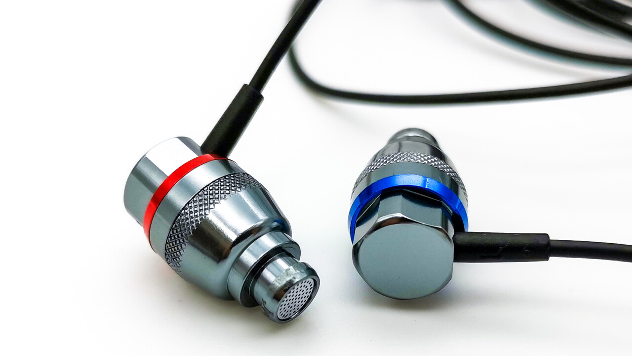 Heartfield 鹿 有線イヤホン IEM HeartField 鹿 – e☆イヤホン (お