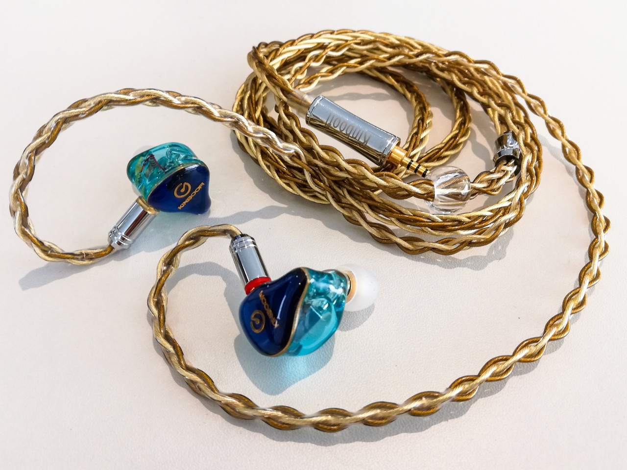 [専用出品]KINGboo Kinboofi 「KBF4804」「KBF4805」 中華ケーブルの枠を超えた、高級