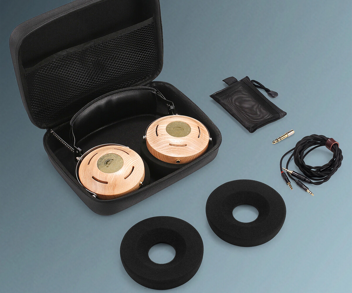 okcsc Ash」 木製セミオープン型ハウジングと50mm大口径ドライバー搭載