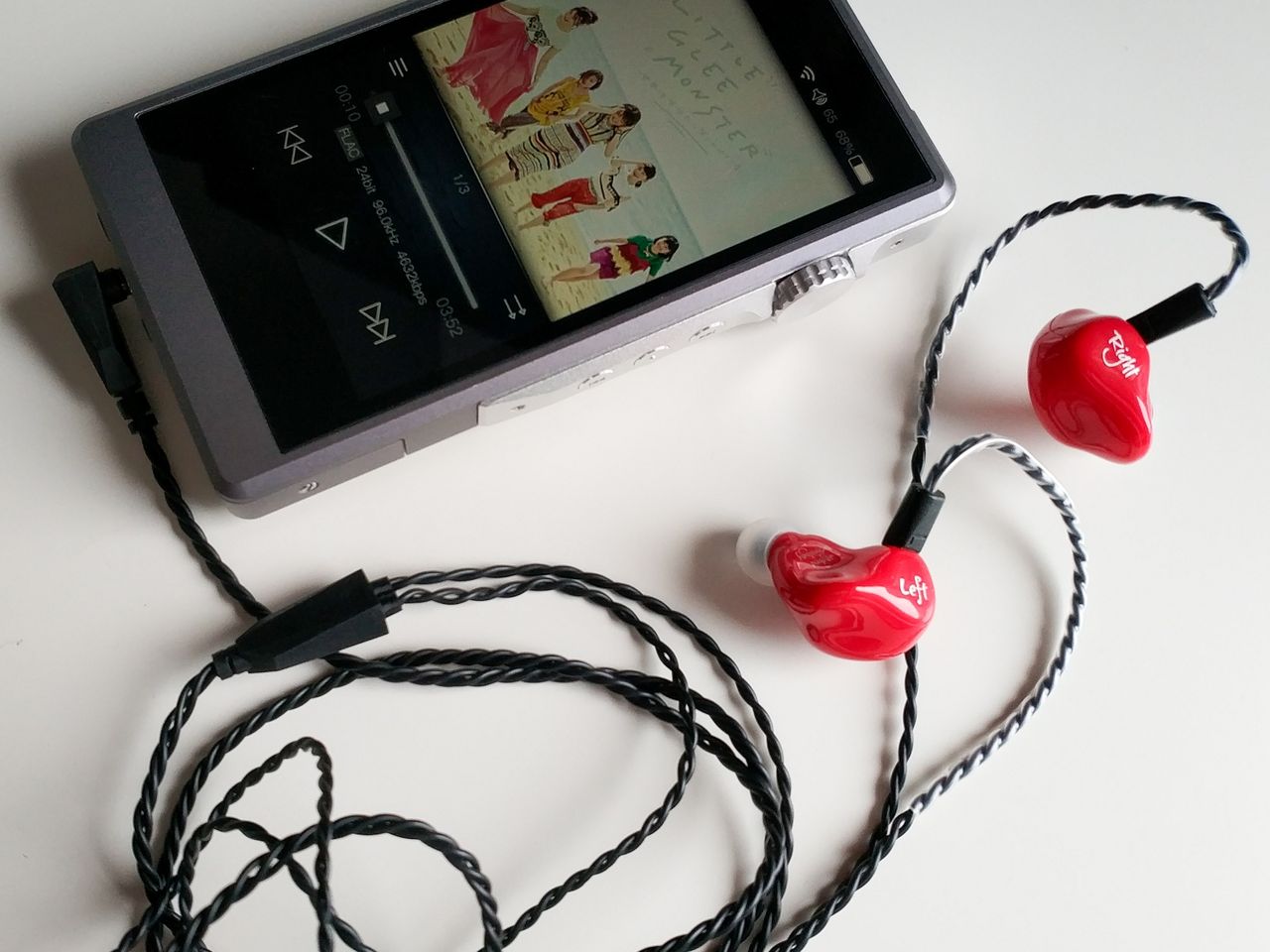 KZ ZS4」 抜群の装着感覚と明瞭なサウンドは健在。ZS3から正統進化した