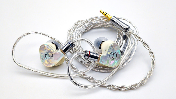 【極美品】DARUMA AUDIO すずらん スズラン 付属品未使用 オマケ付き 樹脂イヤホン すずらん｜ダルマオーディオ公式サイト