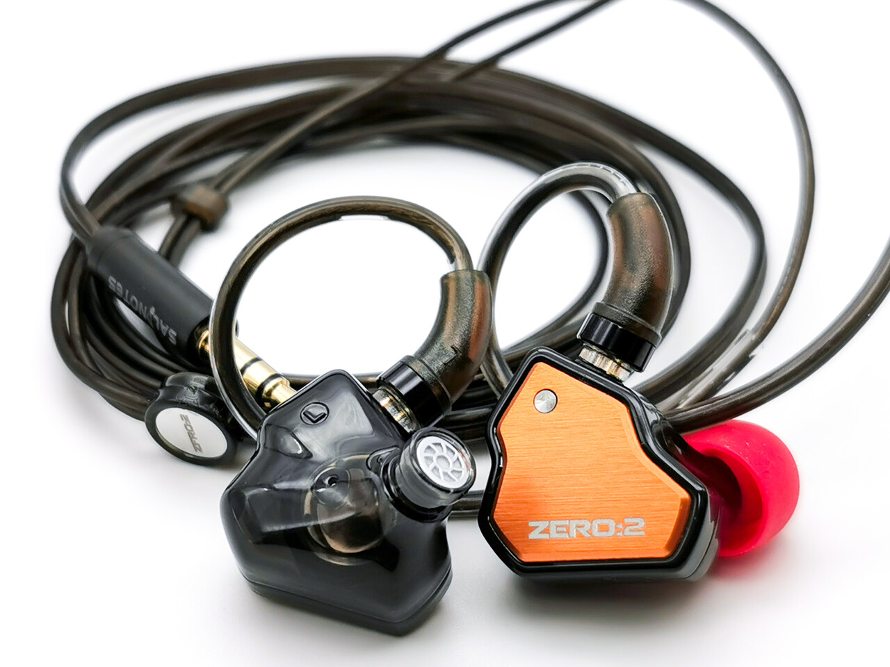 7HZ×Crinacle ZERO 2」 高評価モデルがコラボ仕様でさらに 7HZ×Crinacle ZERO 2」 高評価モデルがコラボ仕様でさらに