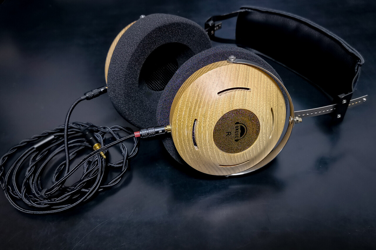 okcsc Ash」 木製セミオープン型ハウジングと50mm大口径 okcsc Ash」 木製セミオープン型ハウジングと50mm大口径
