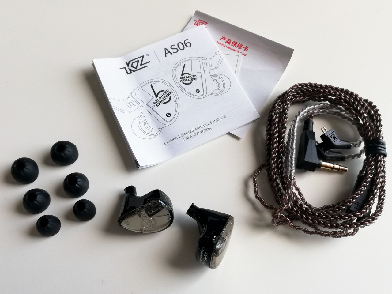 KZ AS06」 今度のKZは3BA構成で渾身のサウンド実現。完全にクラスを