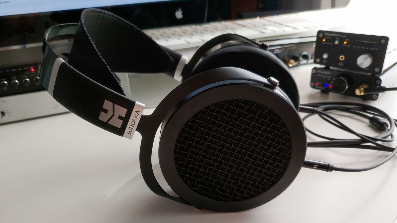 HIFIMAN SUNDARA」 新開発の平面駆動ドライバーとシンプルで HIFIMAN SUNDARA」 新開発の平面駆動ドライバーとシンプルで