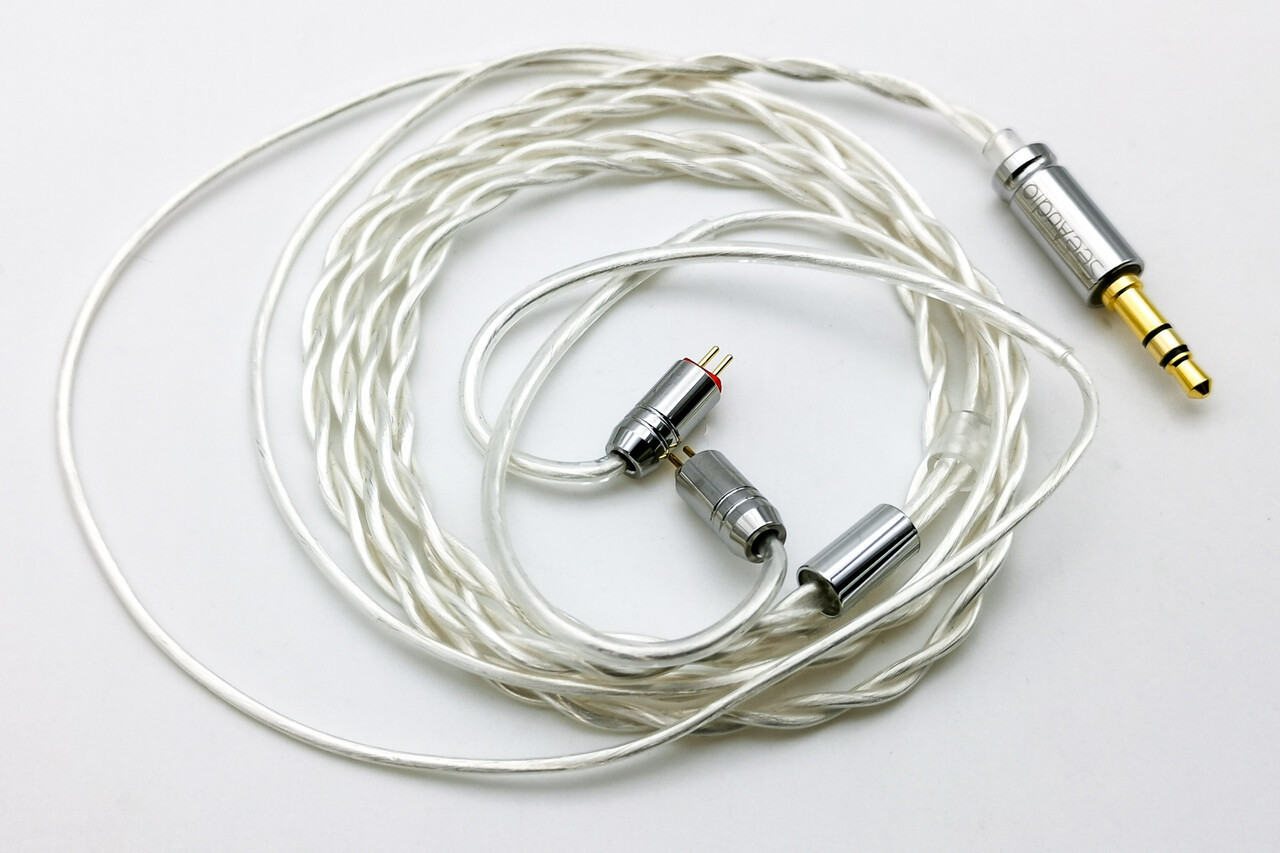SeeAudio Yume 2」 高品質ドライバー搭載2BA+1DDモデルが全く SeeAudio Yume 2」 高品質ドライバー搭載2BA+1DDモデルが全く