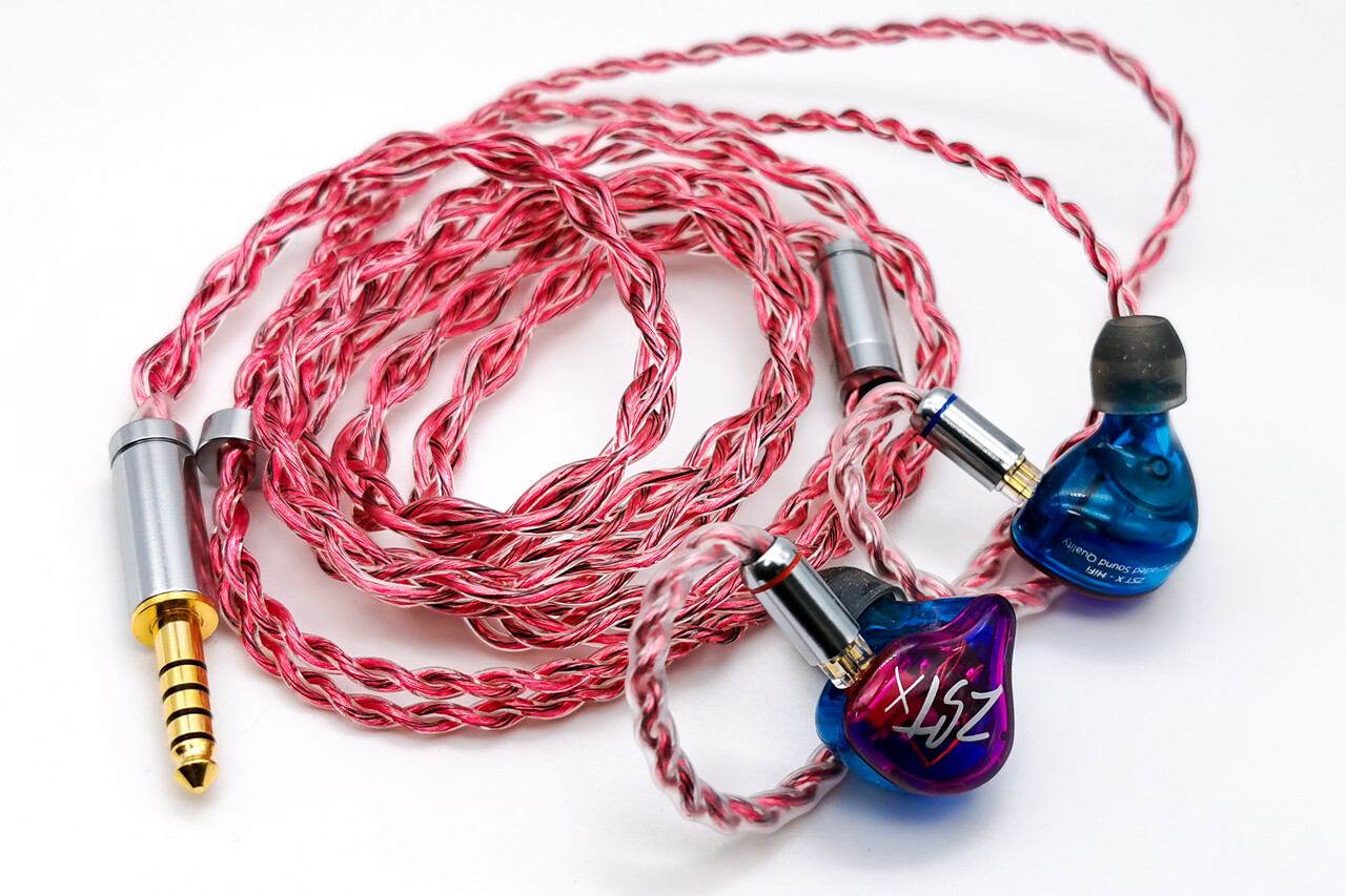 NICEHCK RubyCat」 4芯 高純度銅線ケーブル ／ 低価格中華イヤホンとの