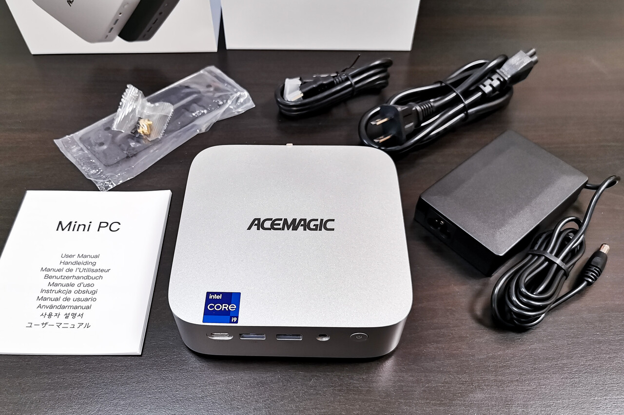 ACEMAGIC Matrix Mini M1」Mini PC (Intel Core-i9 11900H) ／ 数世代