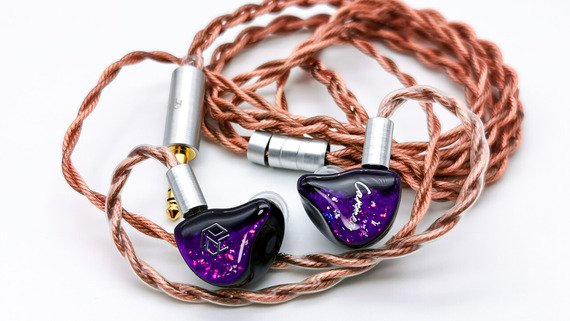 Yanyin CARMEN」 Sonion製の高性能BAを中心とした片側10BA構成 Yanyin CARMEN」 Sonion製の高性能BAを中心とした片側10BA構成