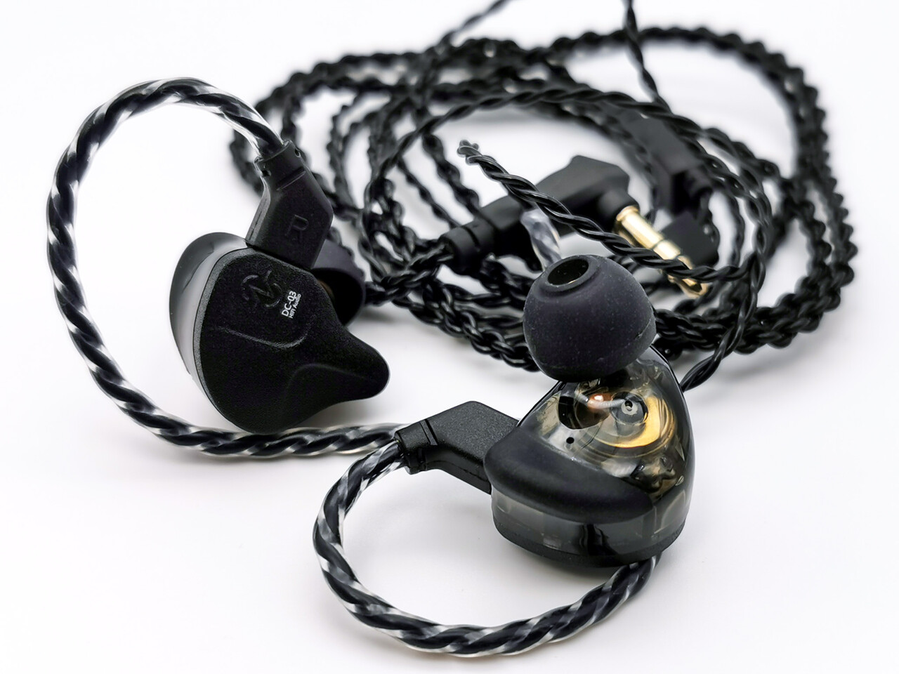 CCZ DC03 Sonata」 心地よい低域と鮮やかなボーカル域。様々な用途で