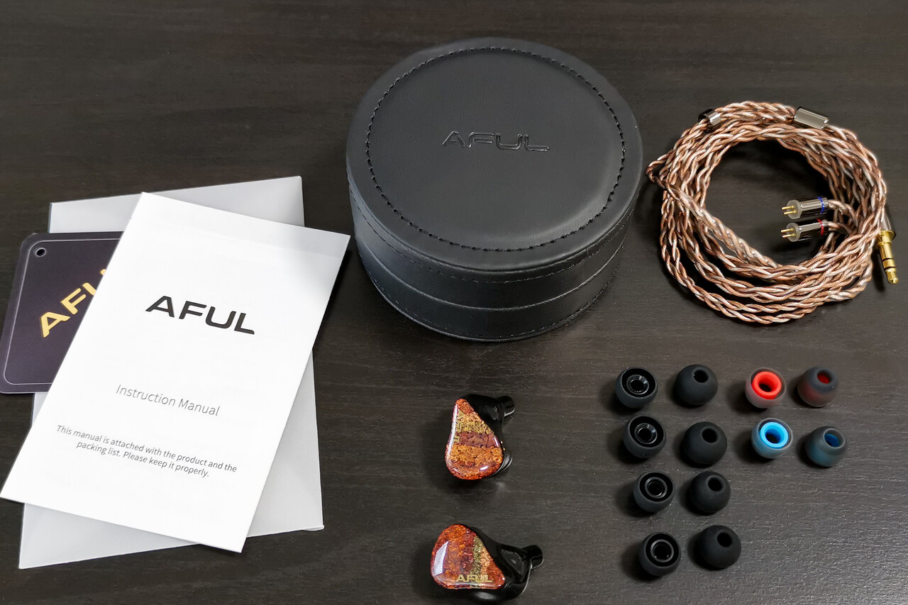 AFUL Performer8」 7BA+1DD構成に数々の特許技術で驚くほど上質 AFUL Performer8」 7BA+1DD構成に数々の特許技術で驚くほど上質