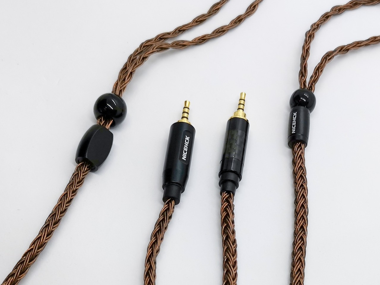 【1点のみ】16コア 7N高純度単結晶銅 無メッキ MMCX/4.4mmバランス 1点のみ】16コア 7N高純度単結晶銅 無メッキ MMCX/4.4mm