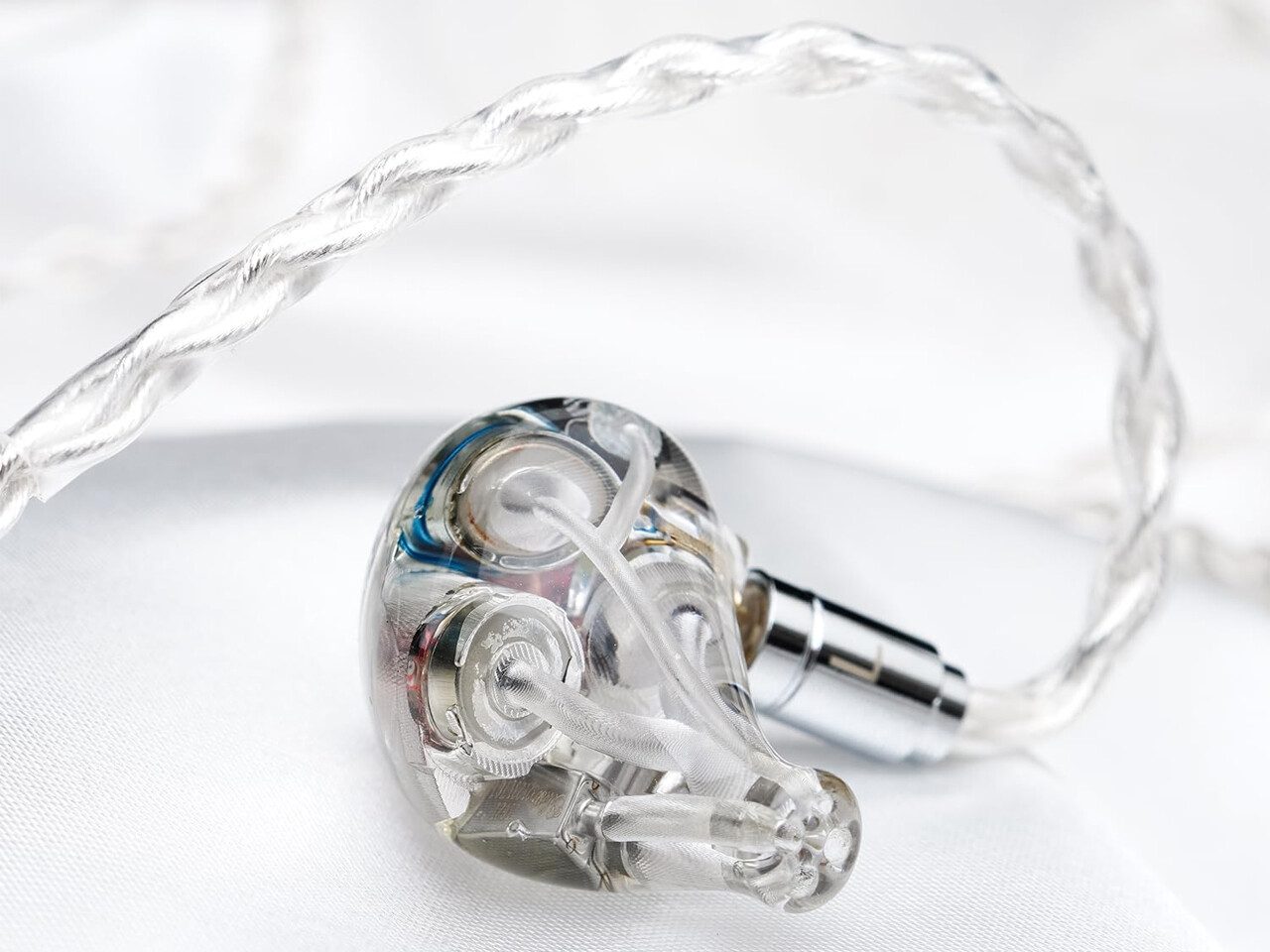 新製品情報》 「Kinera Celest PhoenixCall」 1DD+2BA+2FPD 新製品情報》 「Kinera Celest PhoenixCall」 1DD+2BA+2FPD