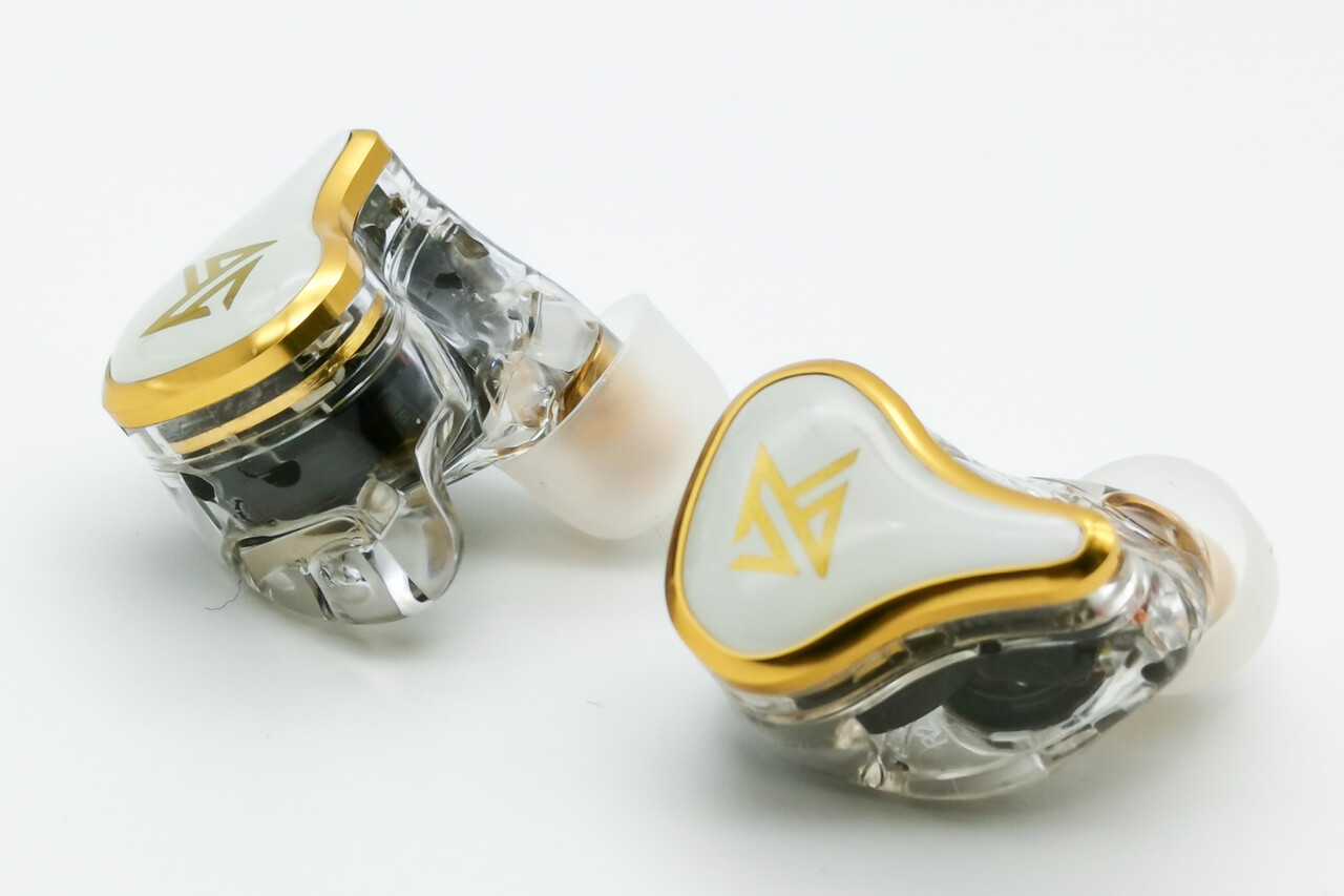 KZ SK10」 驚くほど美しいデザイン。質感を高めたハイブリッド