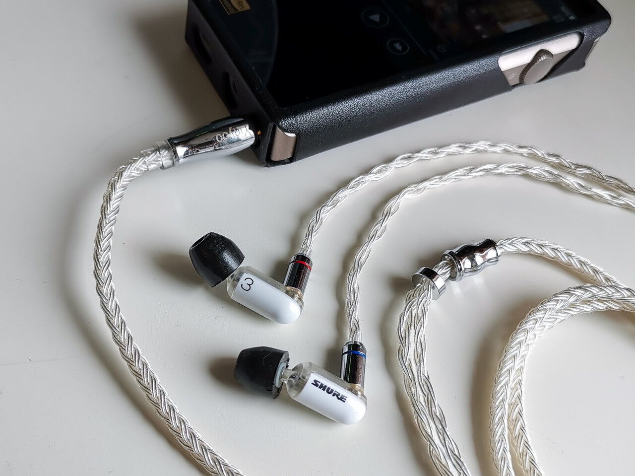 Shure 「AONIC3」 シングルBAの枠を超えた表現力豊かなモニター Shure 「AONIC3」 シングルBAの枠を超えた表現力豊かなモニター