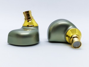 KB EAR DIAMOND