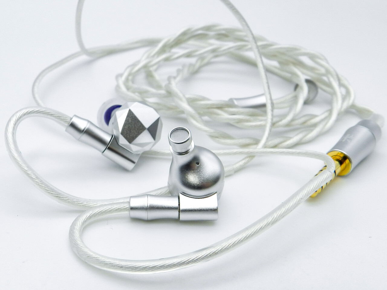 TRI i2 KONGTONG」 独自12mm平面駆動ドライバーを搭載しシンプルかつ