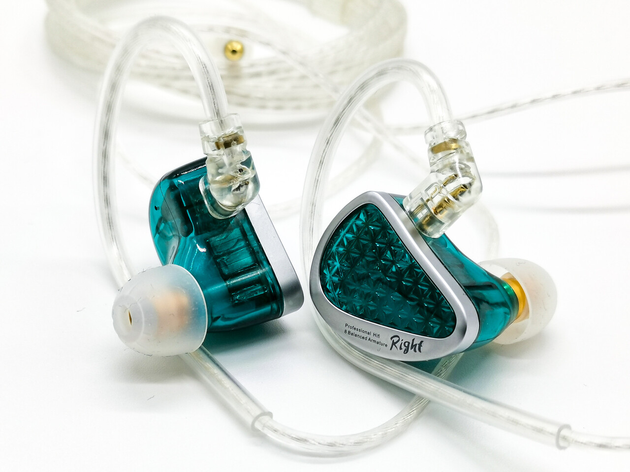 KZ AS16 Pro」 人気8BAモデルが4年越しでリニューアル。音質面の