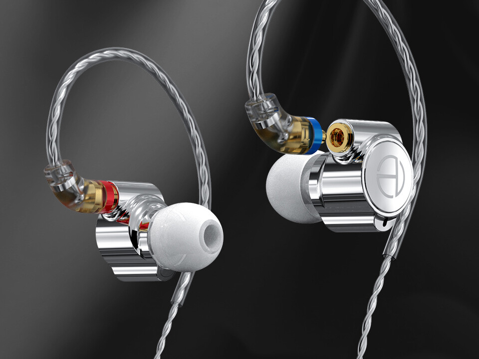 TRN TA1」 Knowles製BA搭載ハイブリッドで30ドル台。見た目も TRN TA1」 Knowles製BA搭載ハイブリッドで30ドル台。見た目も