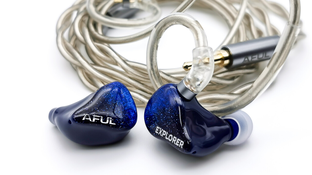 AFUL Explorer」 美しいシェルデザインに2BA+1DD構成