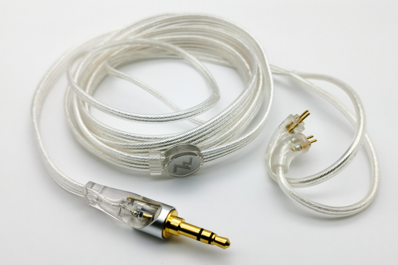 7Hz FIVE」 超個性的な驚きの5DD仕様。強低域&強高域の楽し 7Hz FIVE」 超個性的な驚きの5DD仕様。強低域&強高域の楽し