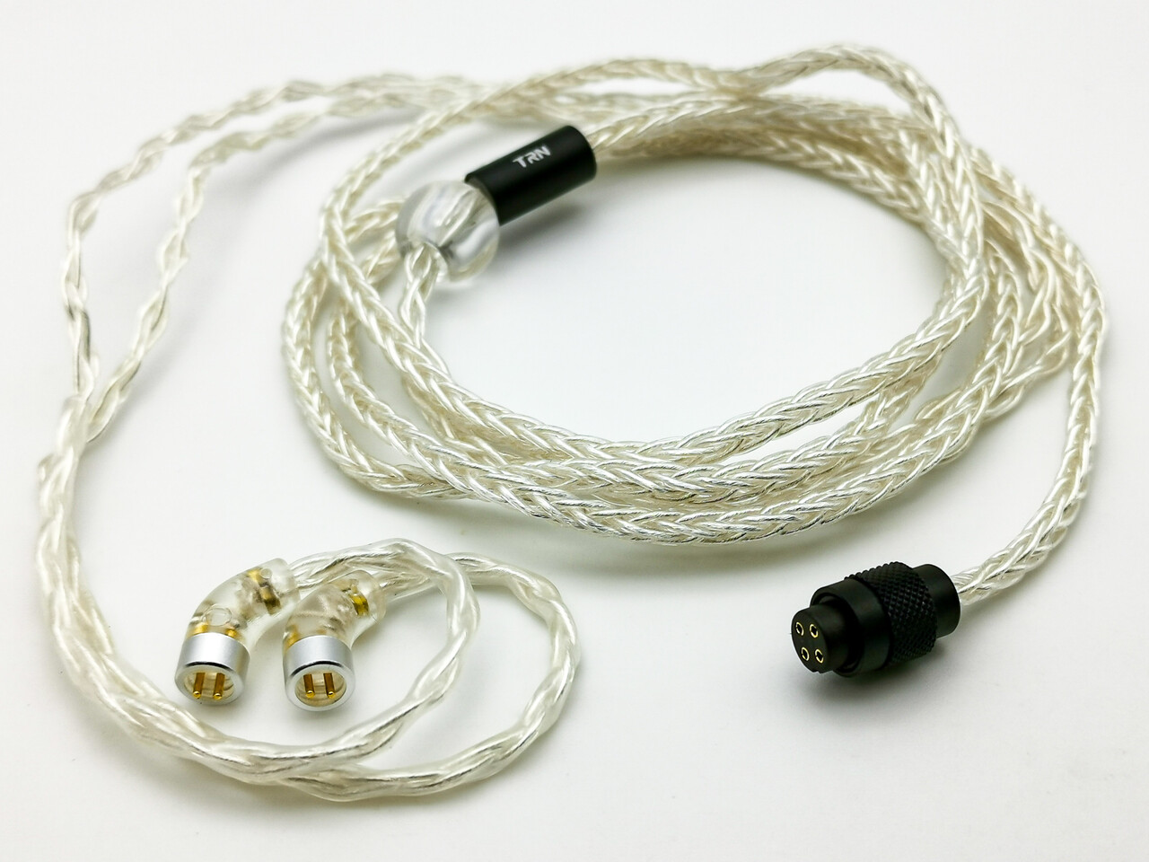 TRN Kirin」 14.5mm大口径平面駆動ドライバー搭載。交換