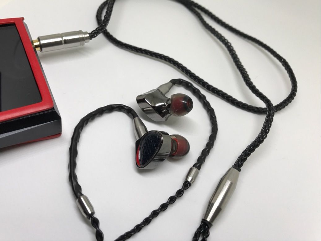 OSTRY KC09」 正統進化の高音質イヤホンで色々リケーブルして